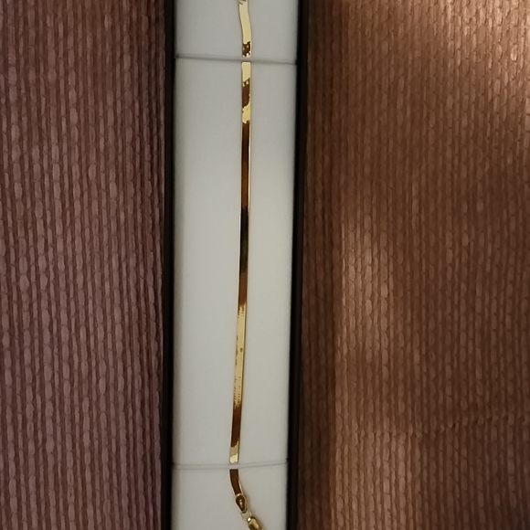 Solid 10k Gold Bracelet - Picture 4 of 15